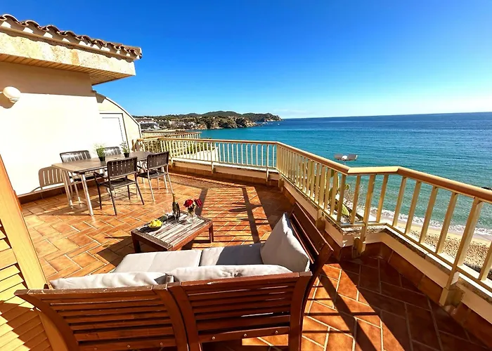 Charming Apartment In La Fosca Beach